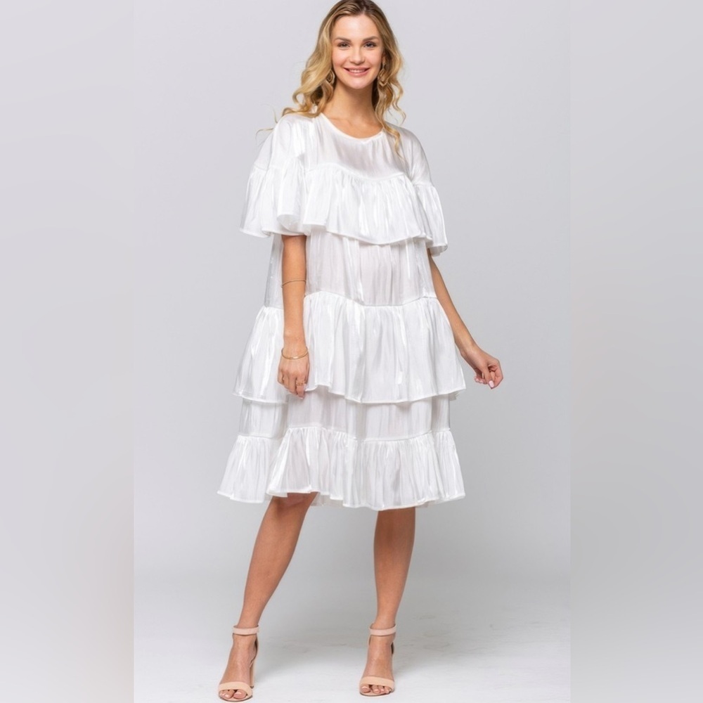 Chic White Layered Midi Dress